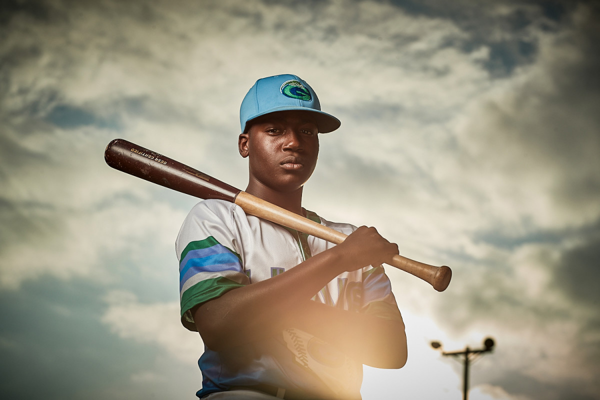 barney-portrait-full-width-bat.jpg